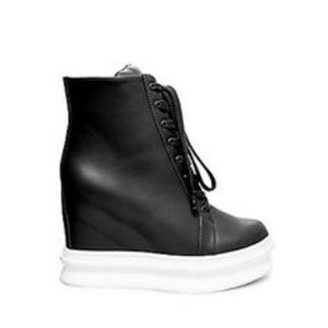 Black Steve Madden Wedge Lace-up Booties